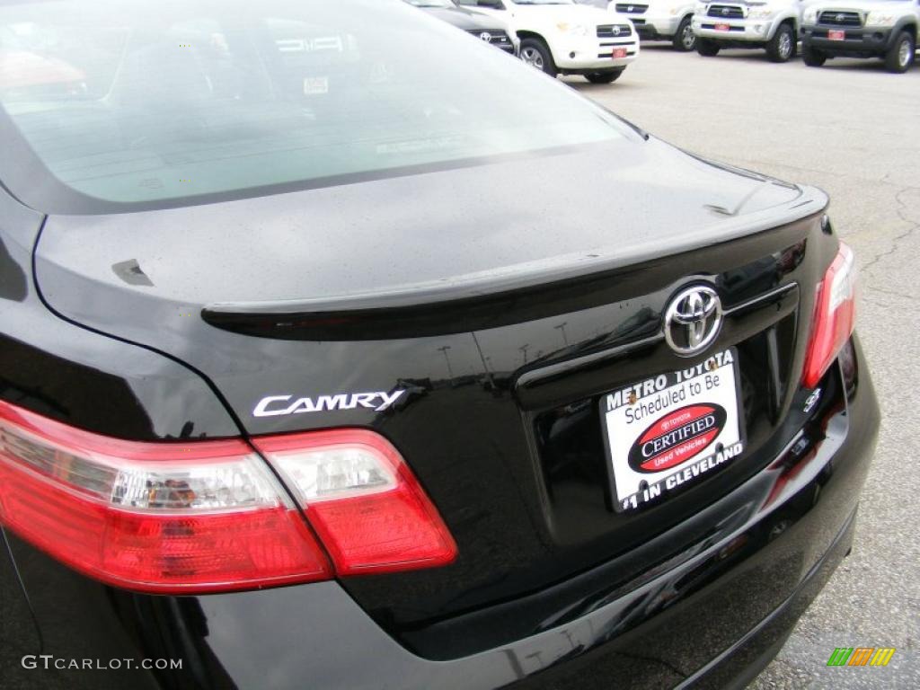 2009 Camry SE V6 - Black / Charcoal photo #28