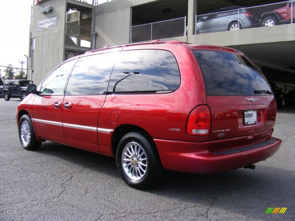 Inferno Red Pearlcoat 2000 Chrysler Town & Country Limited Exterior Photo #39279723