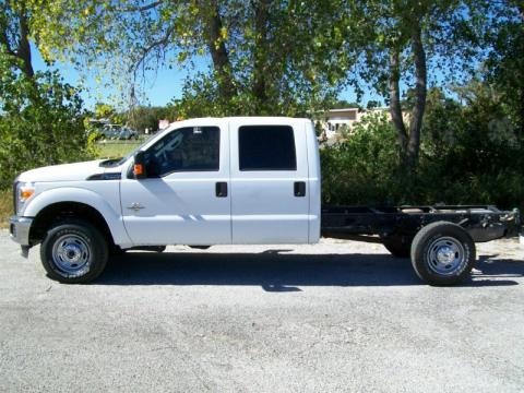 2011 Ford F350 Super Duty XL Crew Cab 4x4 Chassis Data, Info and Specs