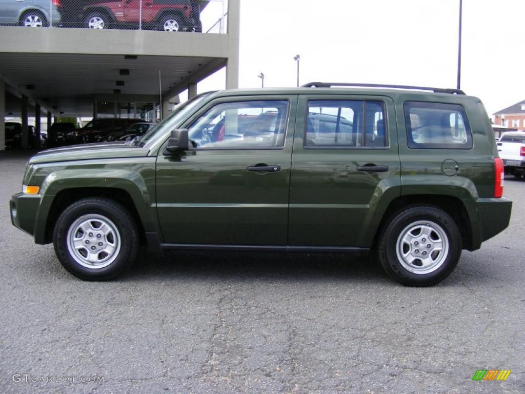 2008 Patriot Sport - Jeep Green Metallic / Dark Slate Gray photo #8