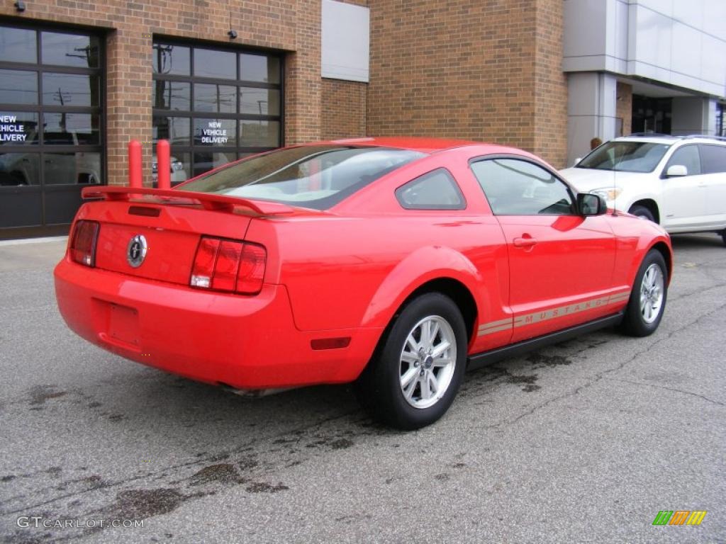 2006 Mustang V6 Premium Coupe - Torch Red / Light Parchment photo #3