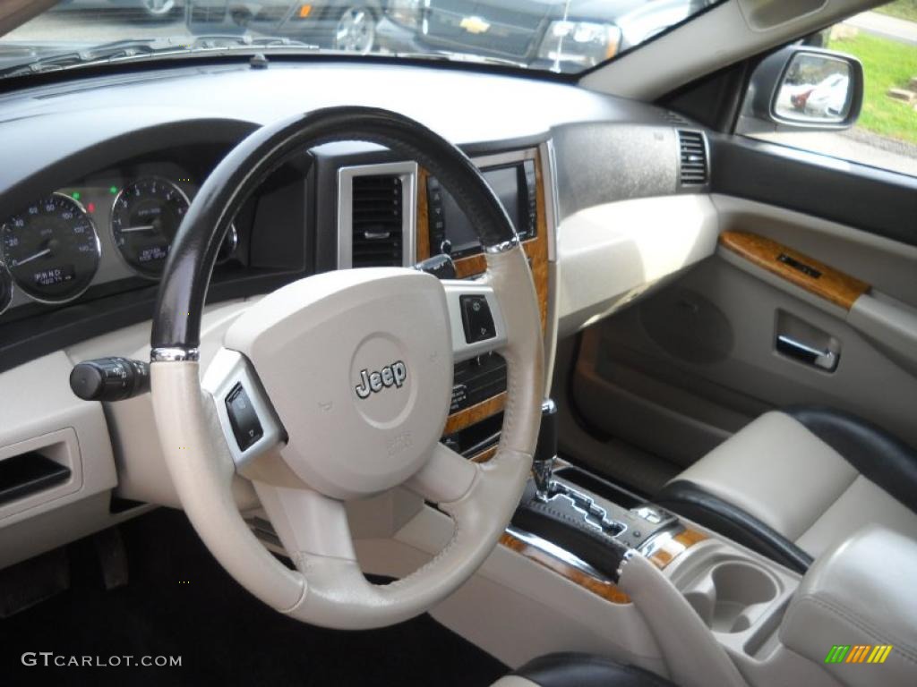 Dark Slate Gray/Light Graystone Interior 2008 Jeep Grand Cherokee Limited 4x4 Photo #39281255