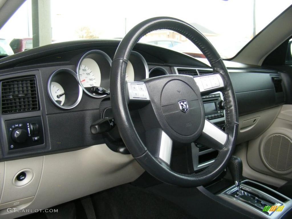 2006 Dodge Charger R/T Dark Slate Gray/Light Graystone Steering Wheel Photo #39281799