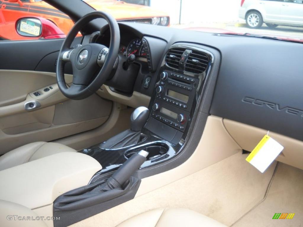 2010 Chevrolet Corvette Coupe Cashmere Dashboard Photo #39281847