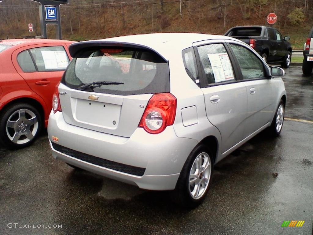 Cosmic Silver 2010 Chevrolet Aveo Aveo5 LT Exterior Photo #39282187