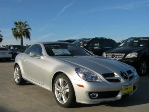 2010 Mercedes-Benz SLK 300 Roadster Data, Info and Specs