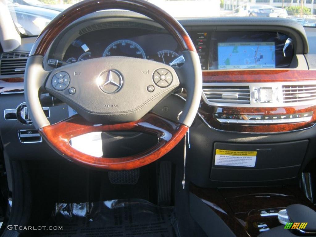 2011 Mercedes-Benz S 550 Sedan Black Dashboard Photo #39284107