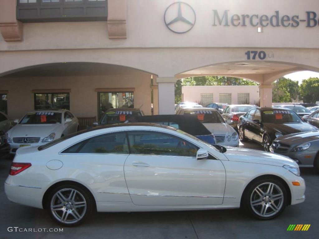 2010 E 350 Coupe - Arctic White / Ash Gray photo #2