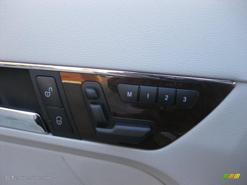2010 E 350 Coupe - Arctic White / Ash Gray photo #8