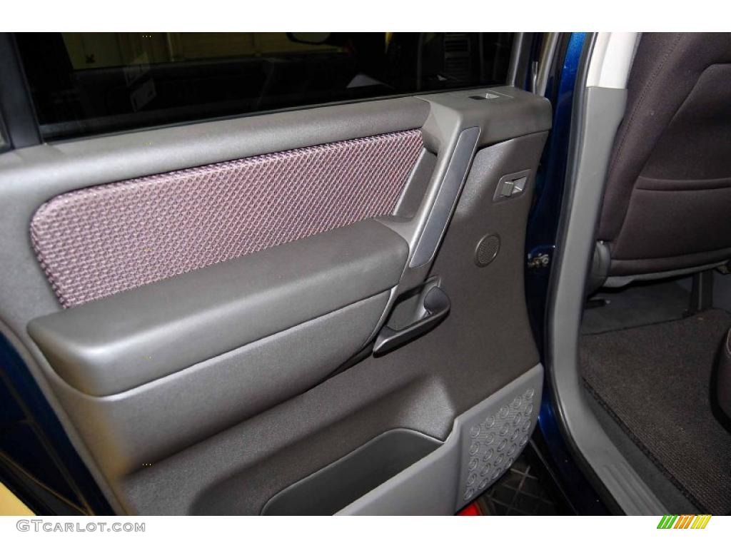 2007 Nissan Armada SE Graphite/Titanium Door Panel Photo #39285783