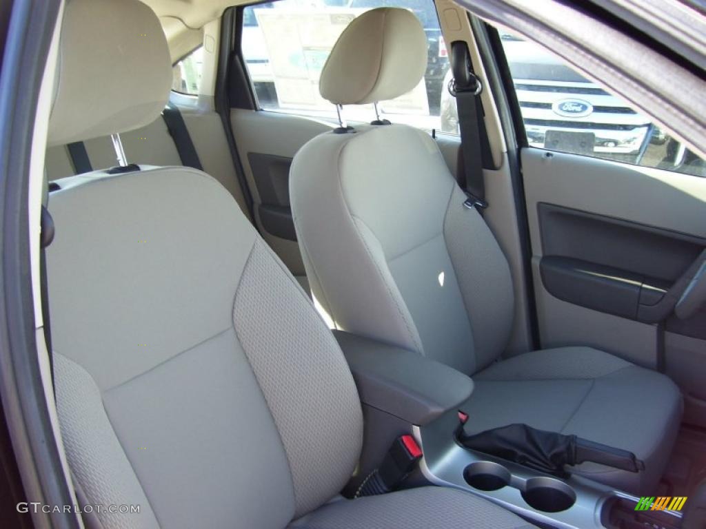 2011 Ford Focus S Sedan Medium Stone Door Panel Photo #39286079