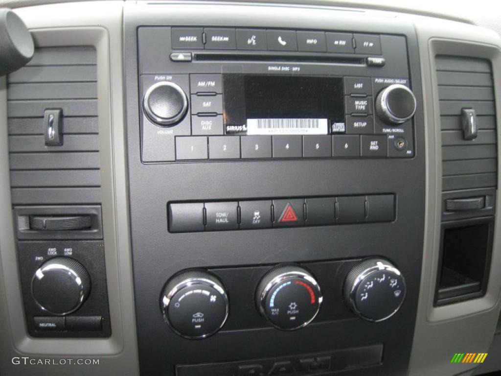 2011 Dodge Ram 1500 ST Regular Cab 4x4 Controls Photo #39286123