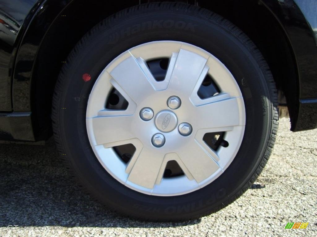 2011 Ford Focus S Sedan Wheel Photos