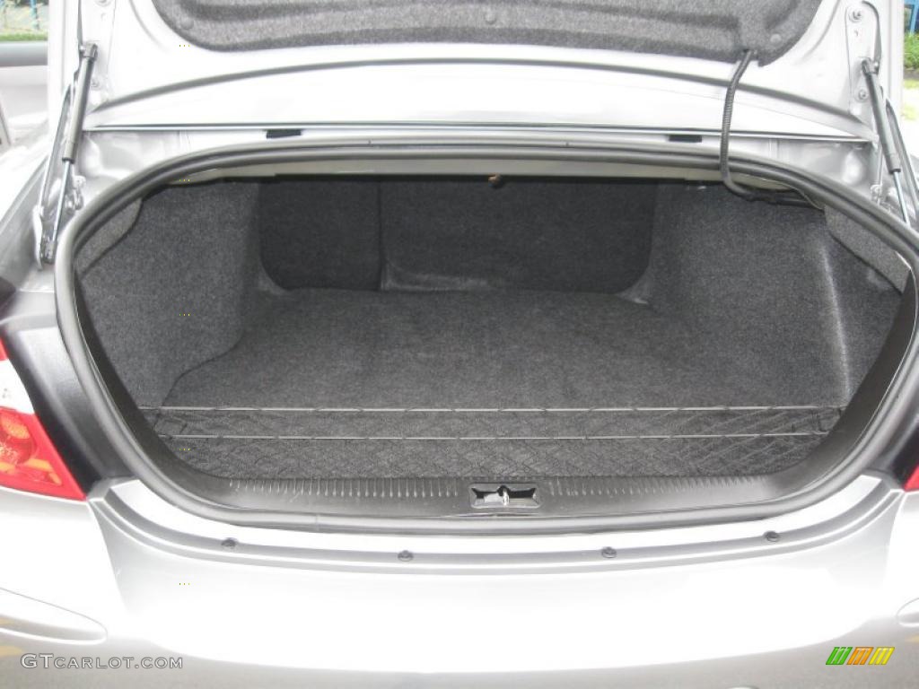 2007 Buick LaCrosse CXL Trunk Photo #39286559