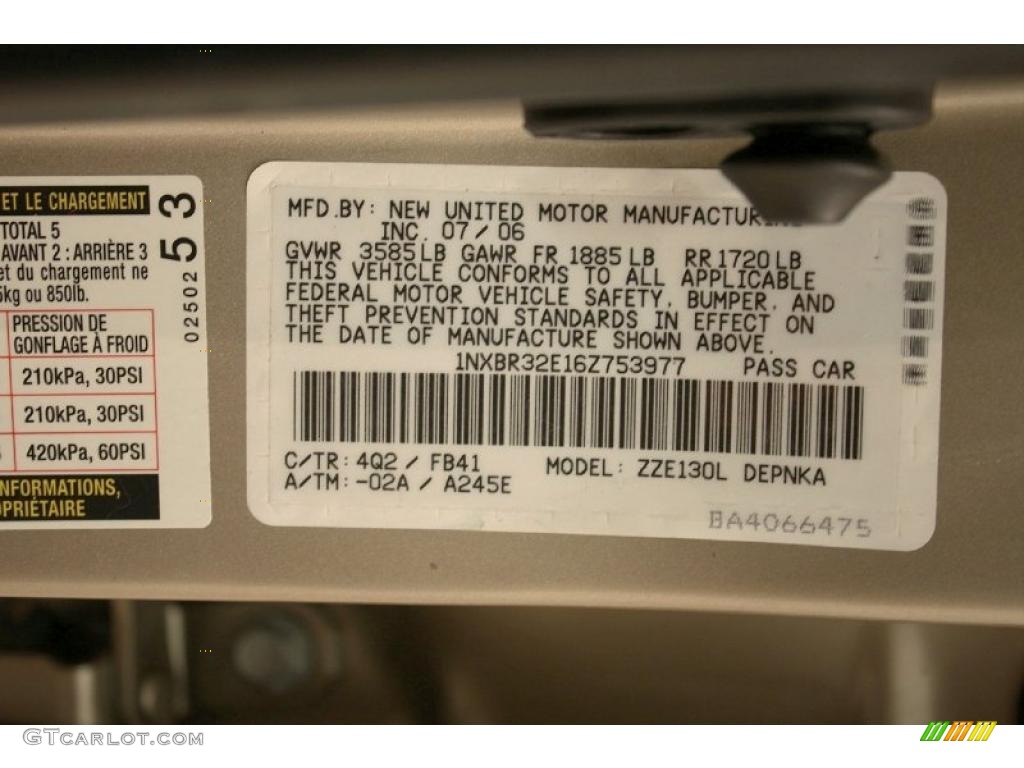 2006 Corolla LE - Desert Sand Mica / Beige photo #24