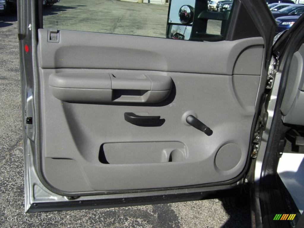 2007 Chevrolet Silverado 2500HD Regular Cab Door Panel Photos