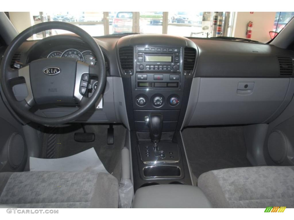 2008 Kia Sorento LX Gray Dashboard Photo #39288595