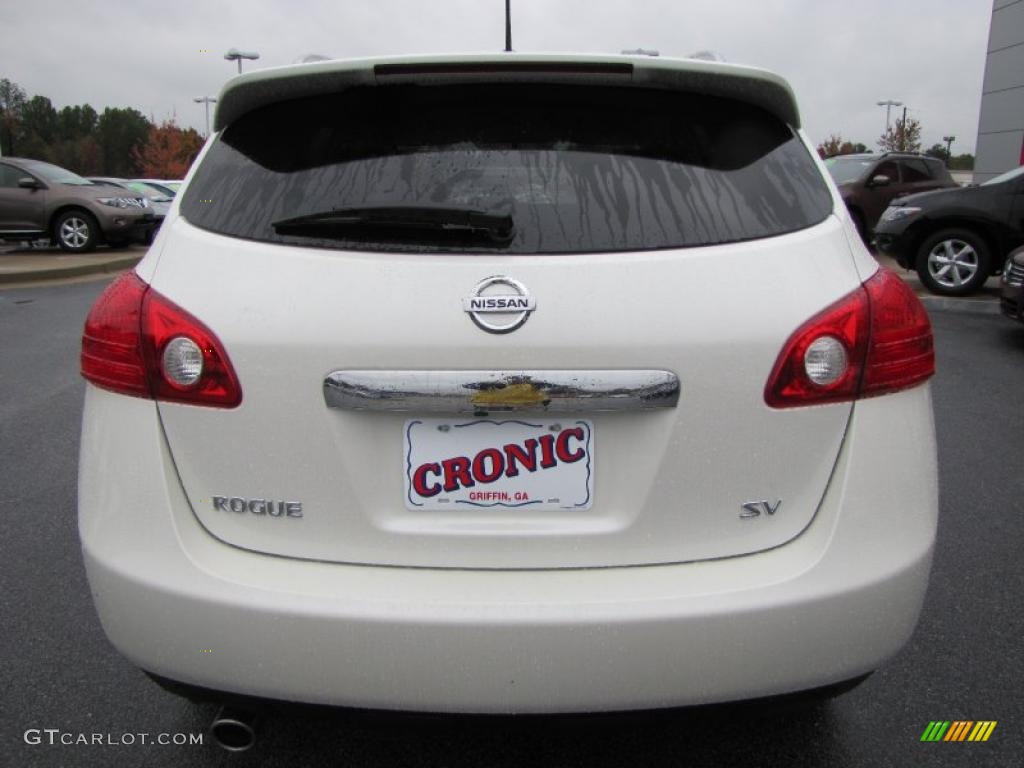 2011 Rogue SV - Pearl White / Black photo #3