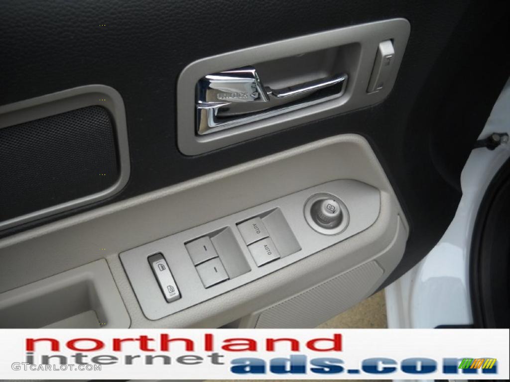 2007 MKZ AWD Sedan - Oxford White / Sand photo #16