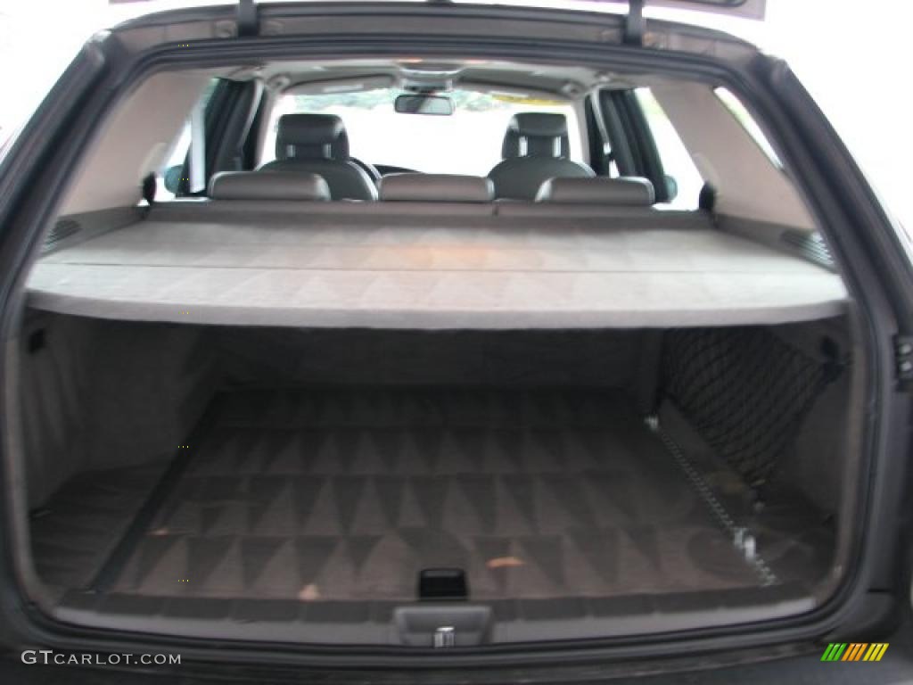 2005 Saab 9-5 Arc Sport Wagon Trunk Photo #39290831