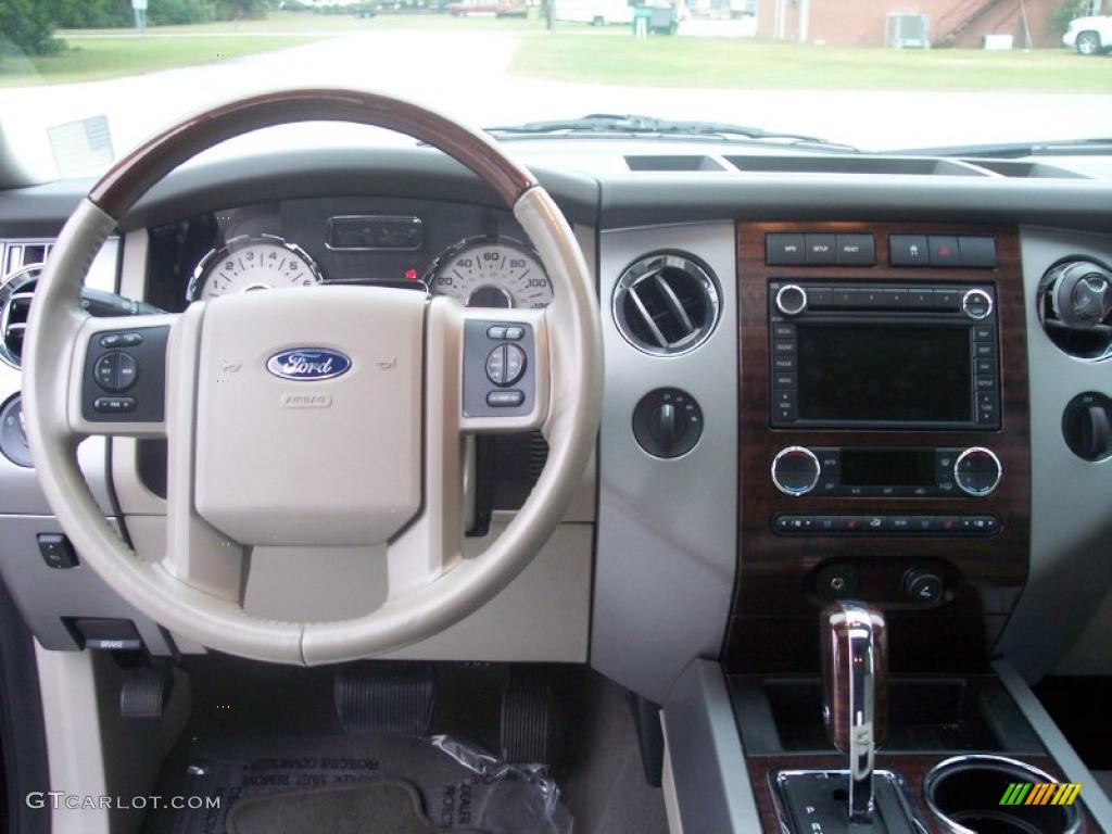 2008 Ford Expedition Limited 4x4 Controls Photo #39291999