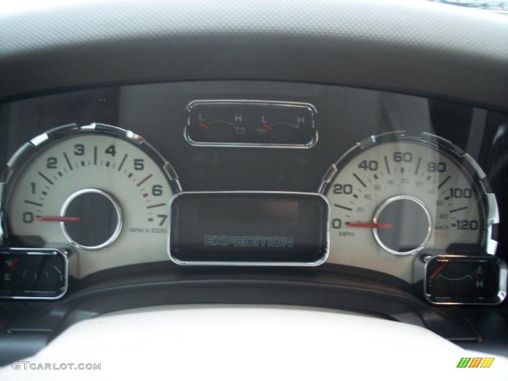 2008 Ford Expedition Limited 4x4 Gauges Photo #39292547