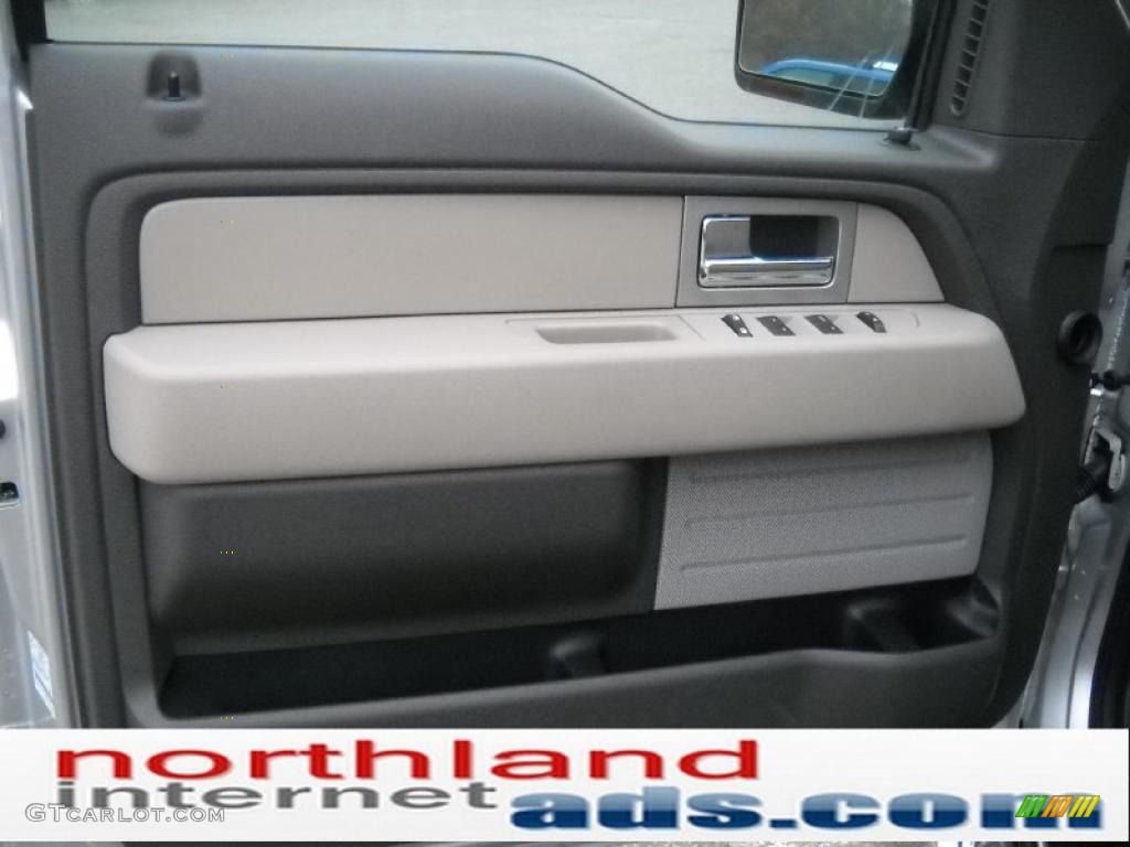 2010 F150 XLT SuperCab 4x4 - Ingot Silver Metallic / Medium Stone photo #9