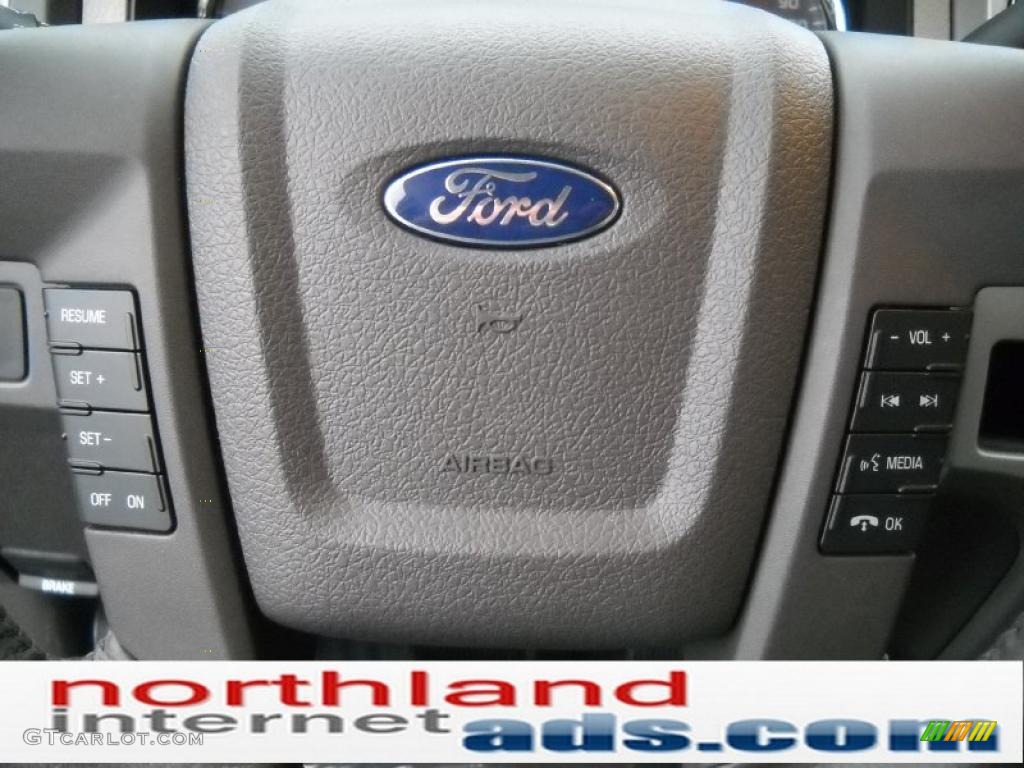 2010 F150 XLT SuperCab 4x4 - Ingot Silver Metallic / Medium Stone photo #19