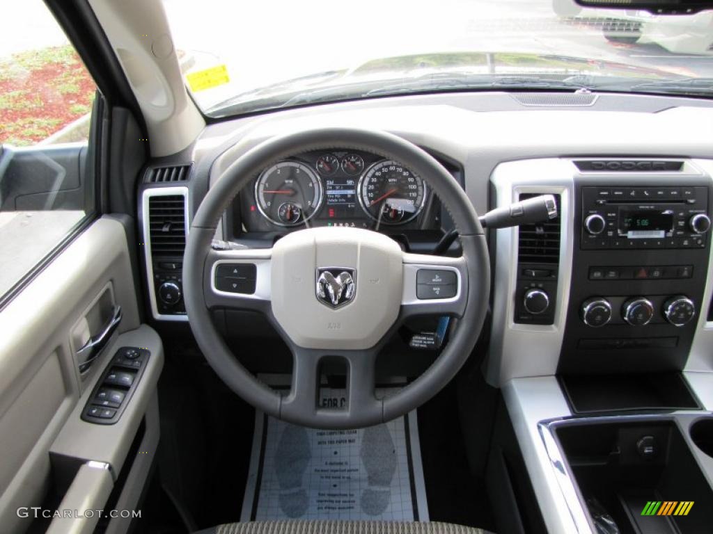 2011 Dodge Ram 2500 HD SLT Outdoorsman Crew Cab 4x4 Dark Slate/Medium Graystone Dashboard Photo #39294527