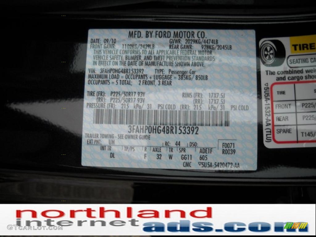 2011 Fusion SE V6 - Tuxedo Black Metallic / Medium Light Stone photo #12