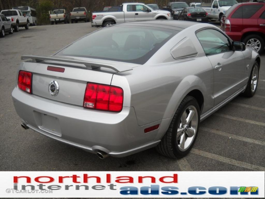 2009 Mustang GT Premium Coupe - Brilliant Silver Metallic / Dark Charcoal photo #6