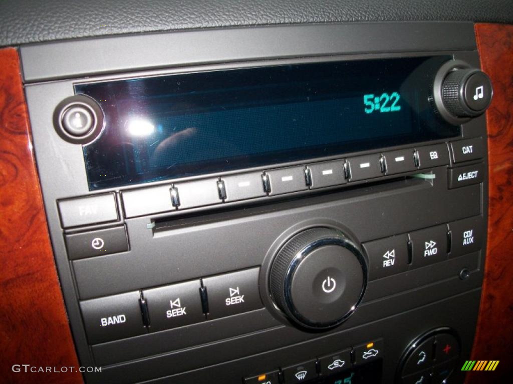 2011 Chevrolet Silverado 2500HD LTZ Extended Cab 4x4 Controls Photo #39296595