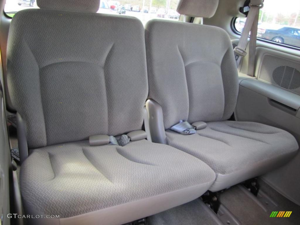 Khaki Interior 2004 Chrysler Town & Country LX Photo #39296875