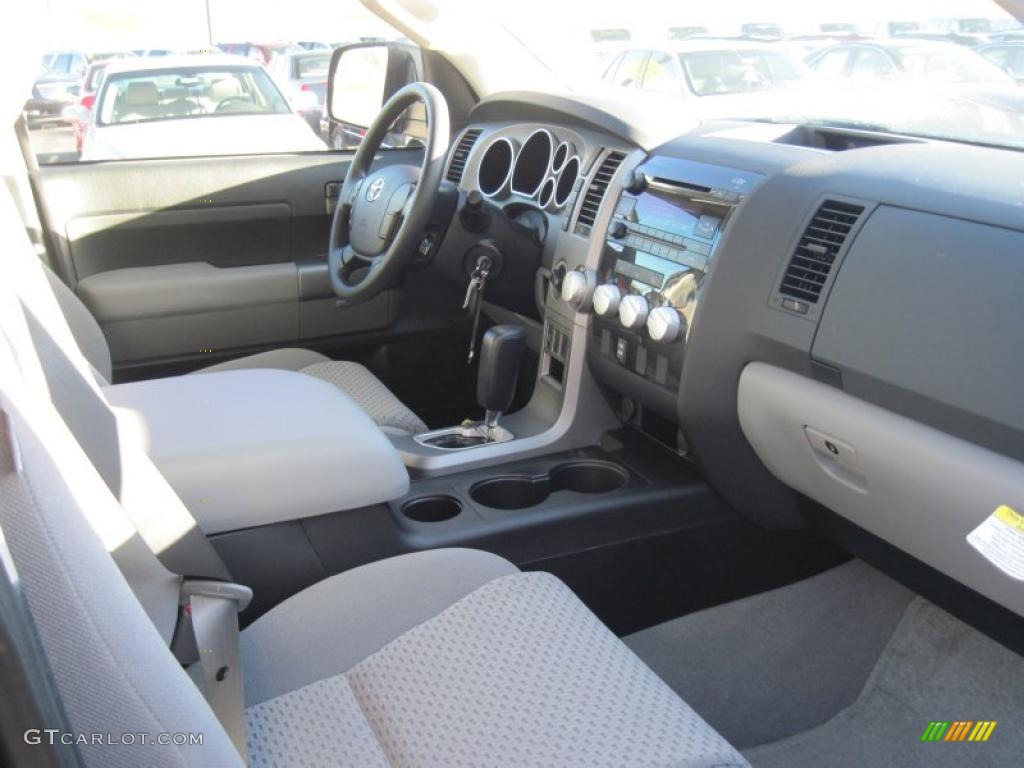 2011 Tundra Double Cab 4x4 - Magnetic Gray Metallic / Graphite Gray photo #15