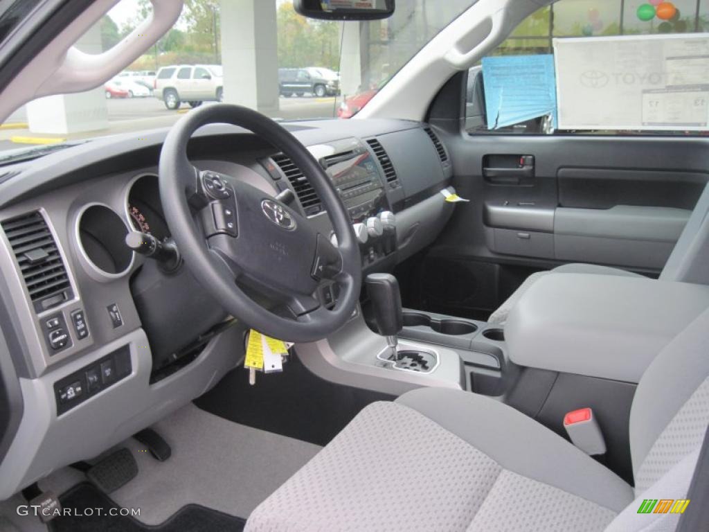 Graphite Gray Interior 2011 Toyota Tundra CrewMax 4x4 Photo #39299193