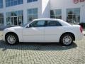 Cool Vanilla White - 300 Touring Photo No. 2