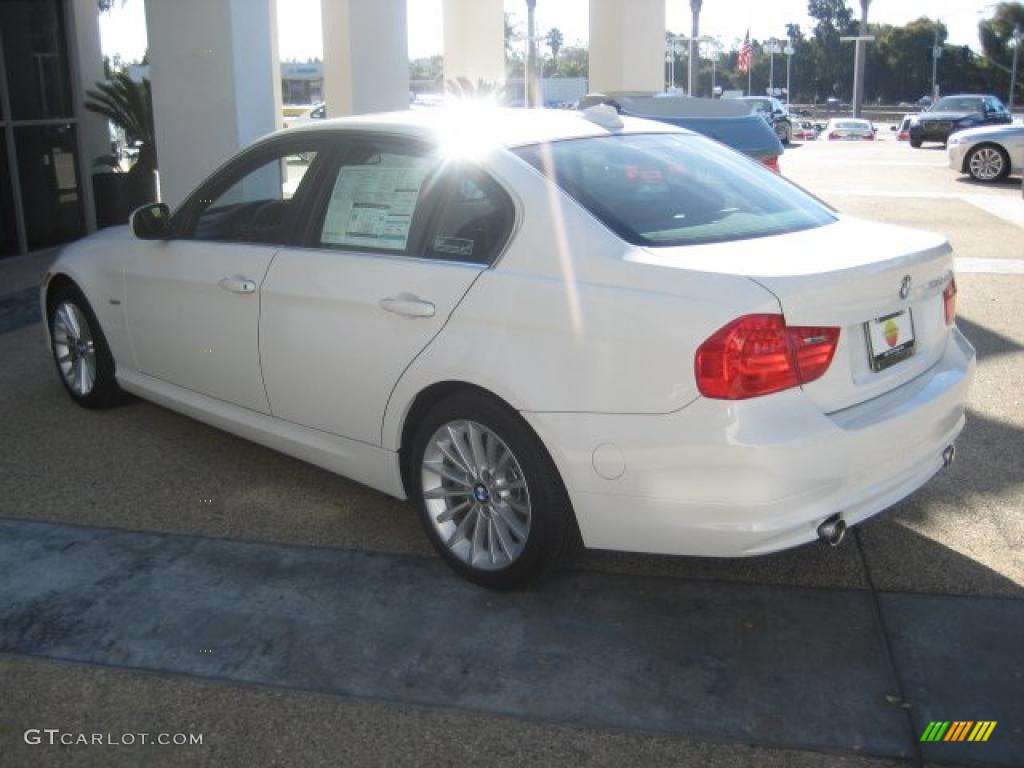 2011 3 Series 335d Sedan - Alpine White / Black photo #3