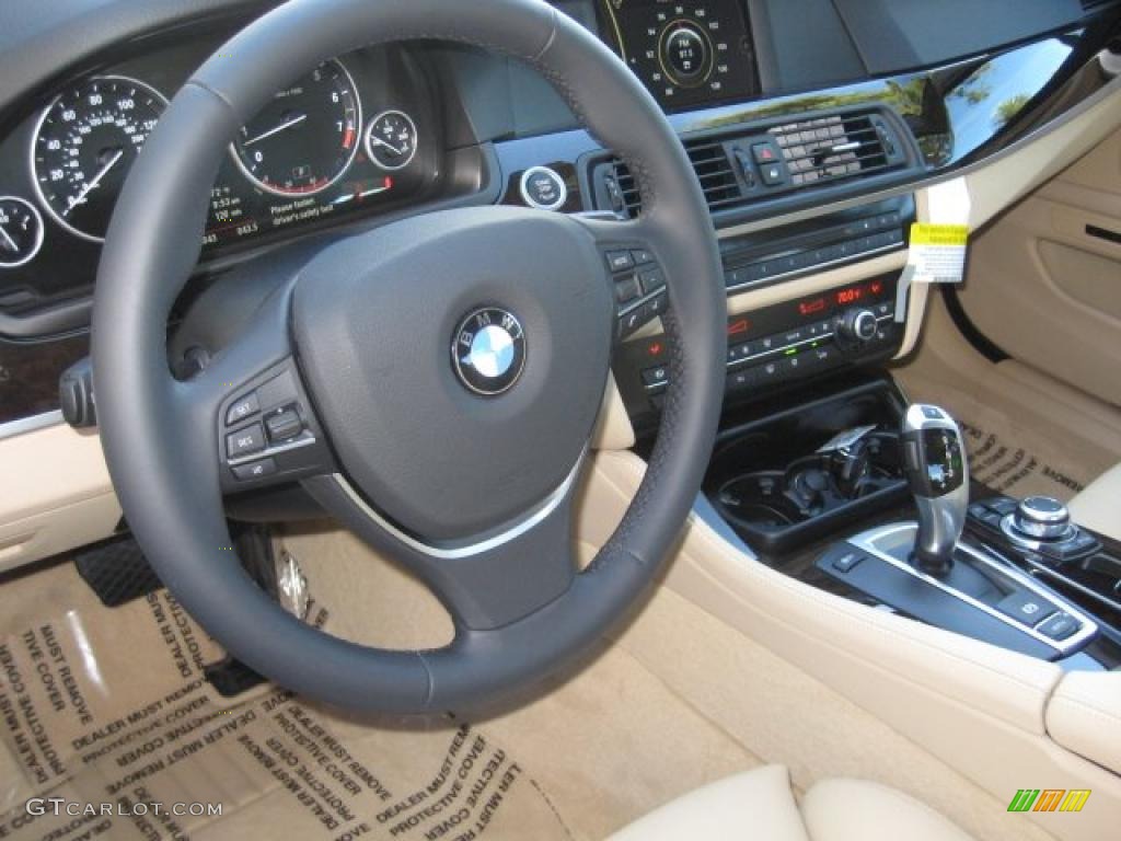 Venetian Beige Interior 2011 BMW 5 Series 528i Sedan Photo #39300909