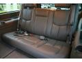 Gray/Dark Charcoal Interior Photo for 2004 Chevrolet Suburban #39301513