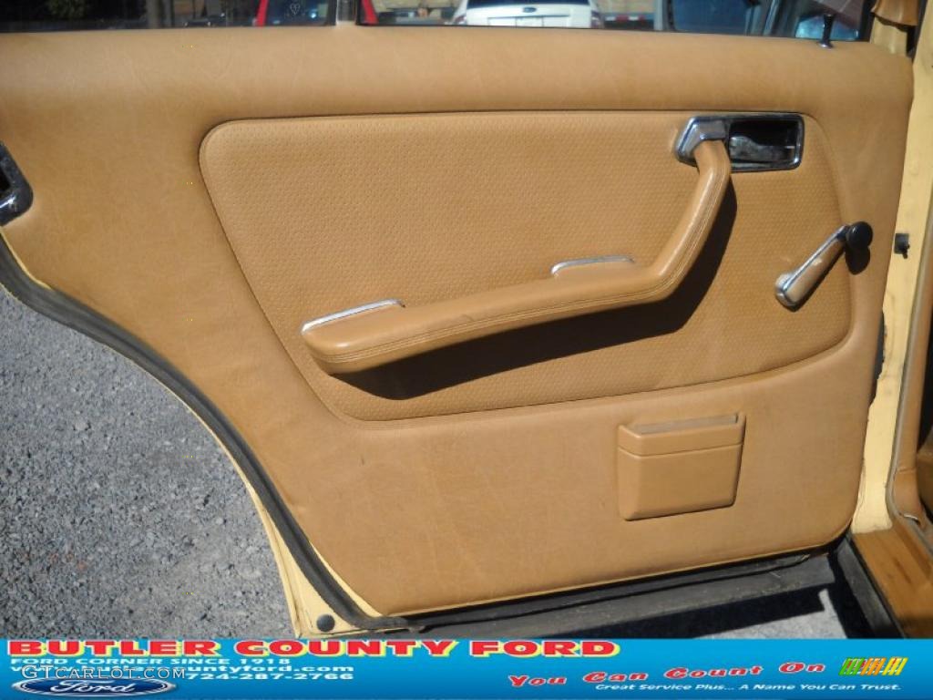 1981 Mercedes-Benz E Class 240 D Sedan Door Panel Photos