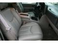 Gray/Dark Charcoal Interior Photo for 2004 Chevrolet Suburban #39301625