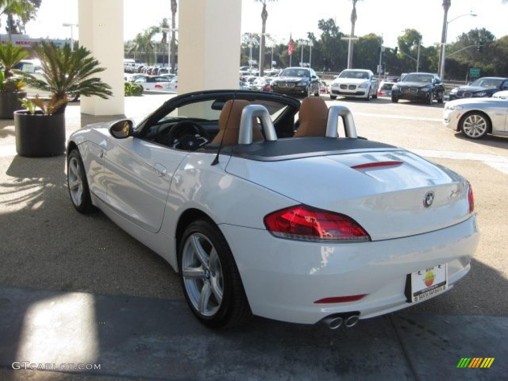 2011 Z4 sDrive30i Roadster - Alpine White / Walnut photo #4