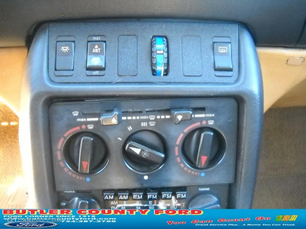 1981 Mercedes-Benz E Class 240 D Sedan Controls Photo #39301737