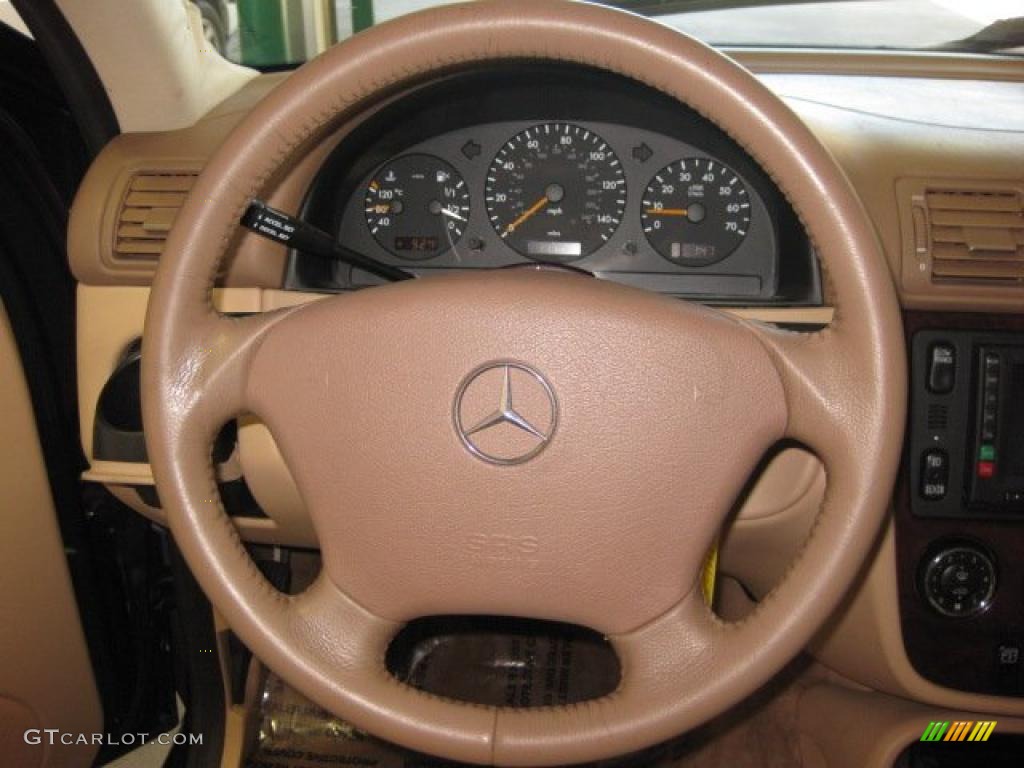 2003 Mercedes-Benz ML 320 4Matic Steering Wheel Photos