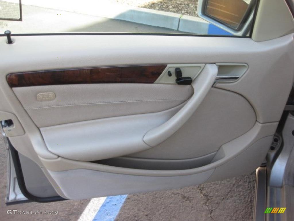 1998 Mercedes-Benz C 230 Door Panel Photos
