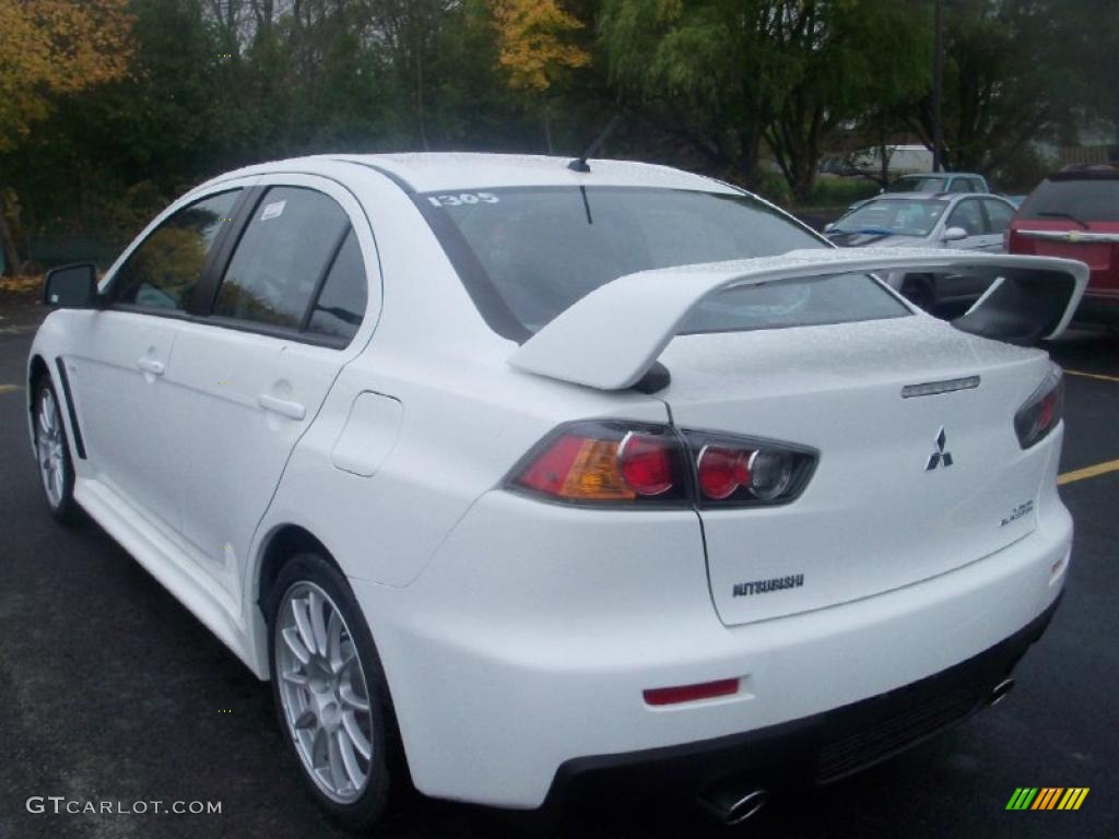 2011 Lancer Evolution GSR - Wicked White / Black photo #11