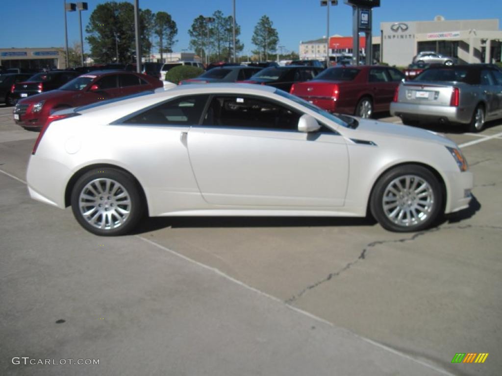 White Diamond Tricoat 2011 Cadillac CTS Coupe Exterior Photo #39304509