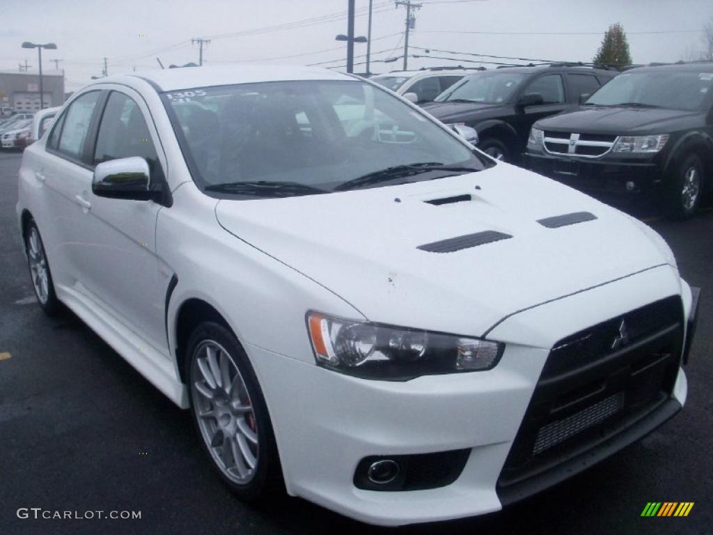 Wicked White 2011 Mitsubishi Lancer Evolution GSR Exterior Photo #39304533