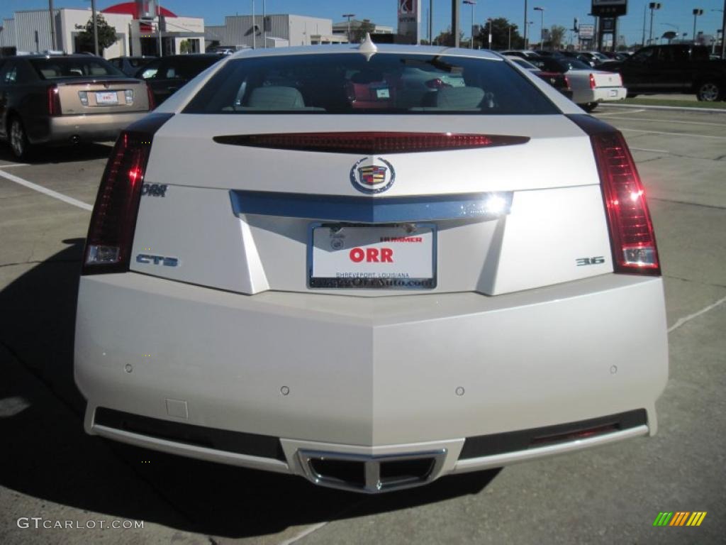White Diamond Tricoat 2011 Cadillac CTS Coupe Exterior Photo #39304541
