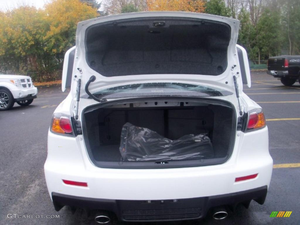 2011 Mitsubishi Lancer Evolution GSR Trunk Photo #39304625